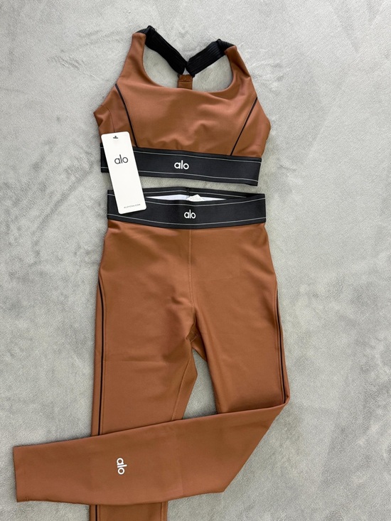ALO Yoga Pants - ALO Yoga Brown High-Waist Legging and Racerback Sports Bra Set